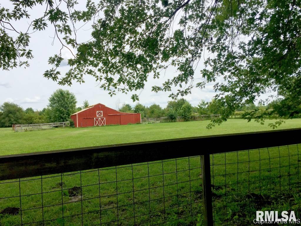 7750 North Pawnee Road Pawnee, IL 62558 - Photo 6 of 36