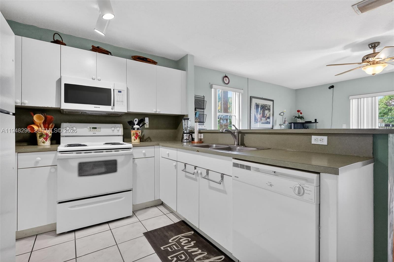 3160 Southwest 129th Terrace, Unit 118 Miramar, FL 33027 - Photo 6 of 17