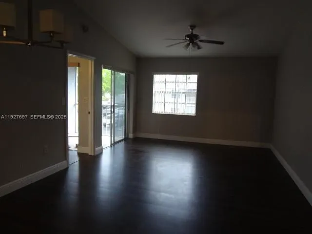 $210,000 | 452 Northeast 210th Cir Terrace, Unit 2037, Miami, FL 33179