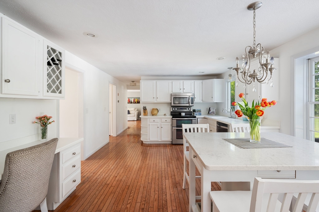 29 Fox Den Road Kingston, MA 02364 - Photo 4 of 39 Gallery Image 4