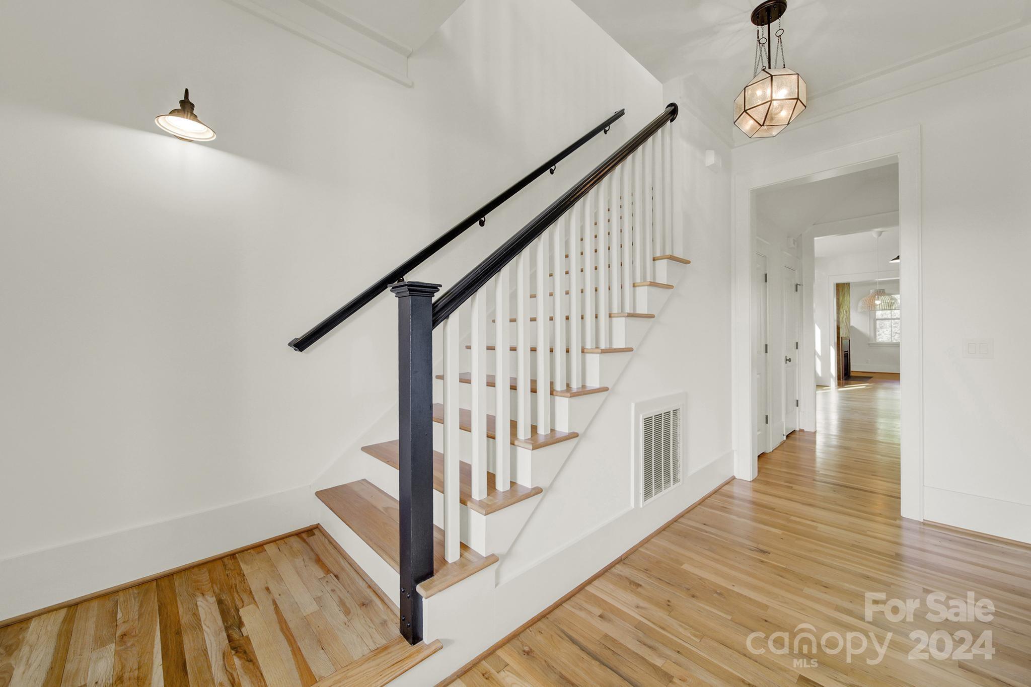 206 June Bug Lane Fort Mill, SC 29708 - Photo 4 of 38 Gallery Image 4