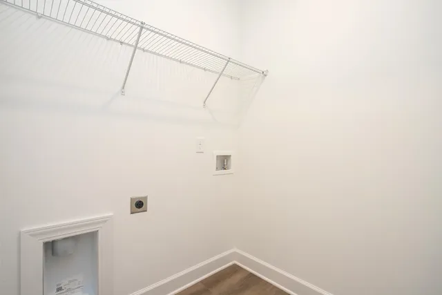 an empty room with an entryway