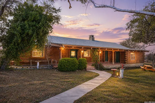 $524,900 | 5626 Farm To Market Road 3240, Bandera, TX 78003