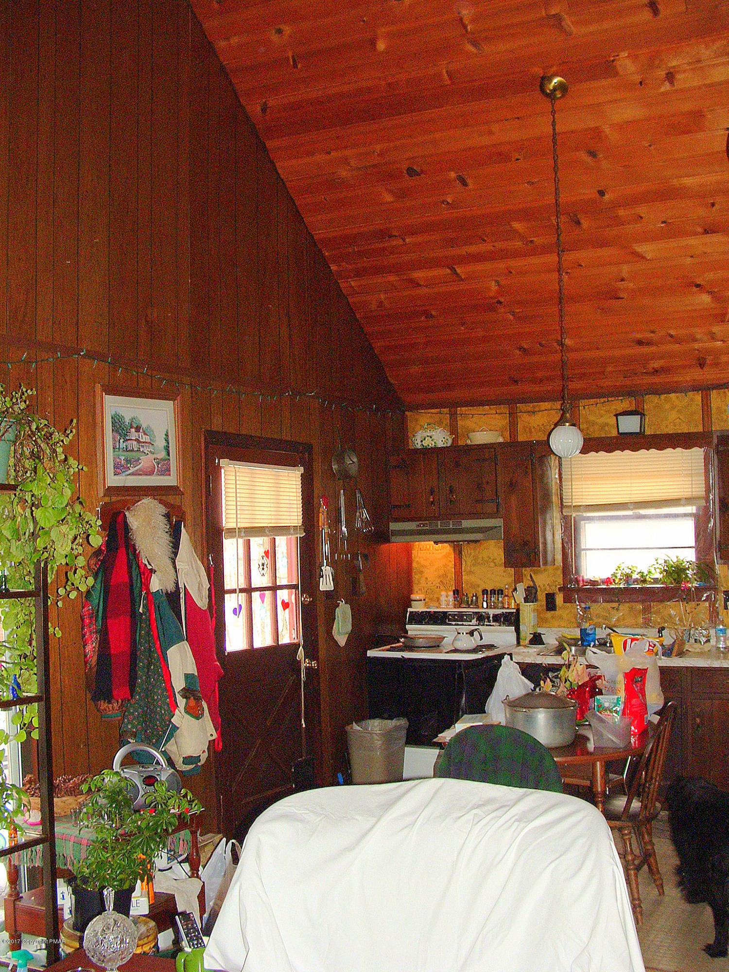 191 Bromley Road Henryville, PA 18332 - Photo 4 of 41 Upper Floor Unit (3)