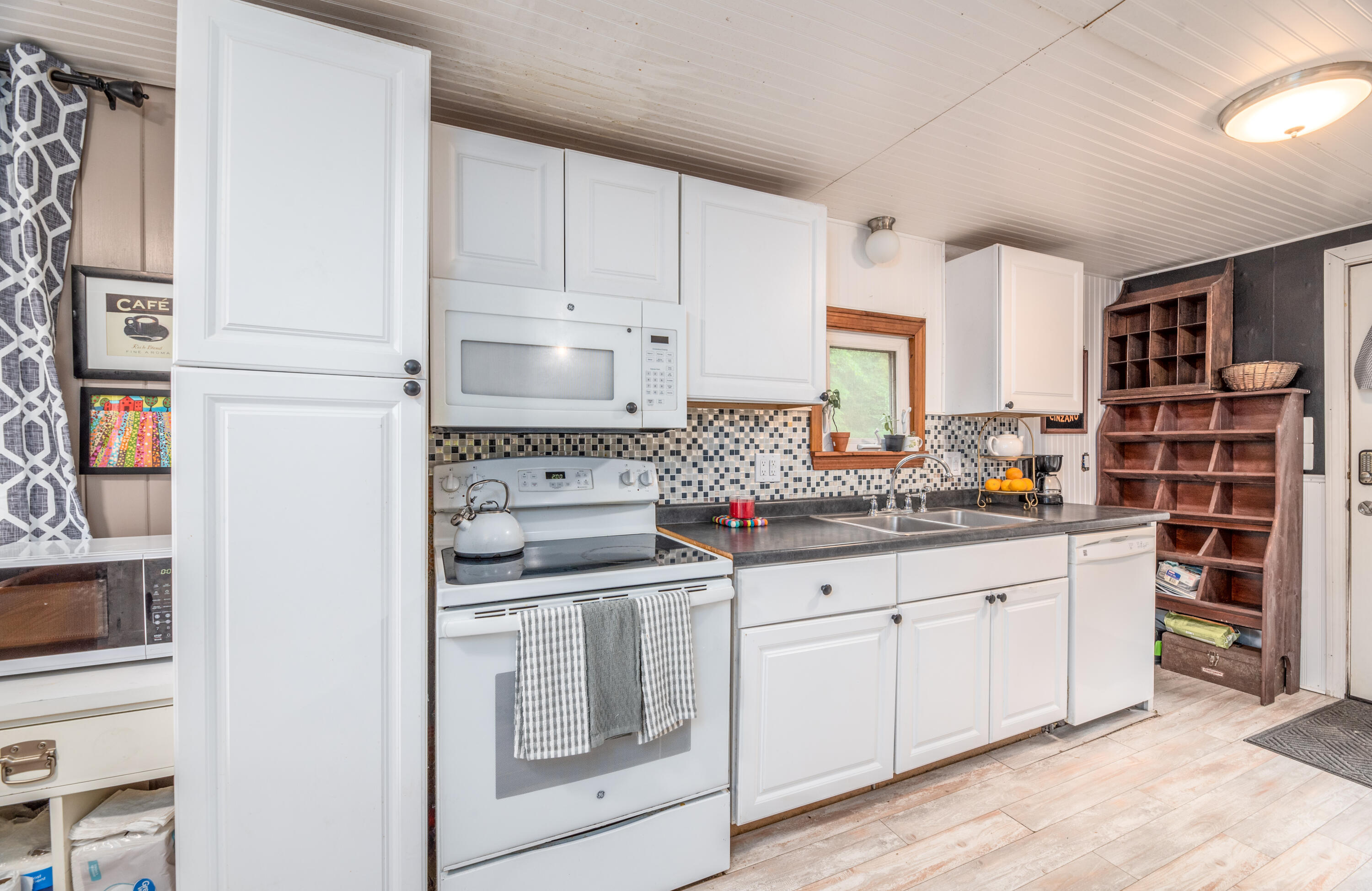 185 Mountain Road St. Albans, ME 04971 - Photo 7 of 30 Interior11