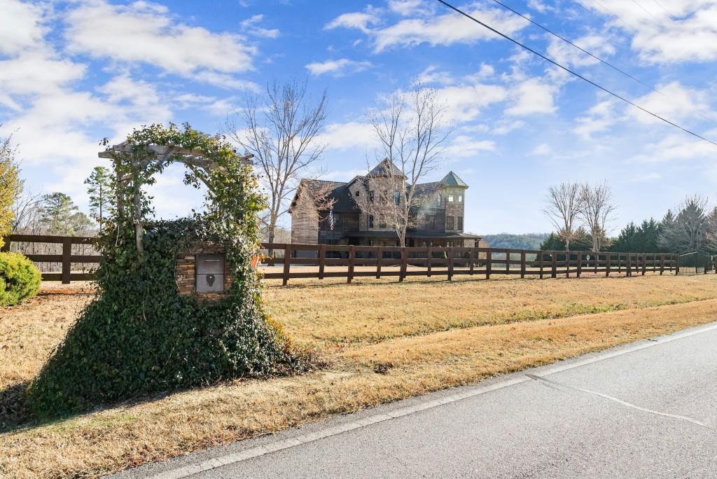 812 Riverdale Road Toccoa, GA 30577 - Photo 1 of 1 Gallery Image 1