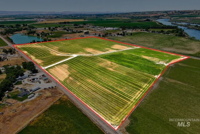 $3,021,000 | Tbd North Bruneau Highway, Marsing, ID 83639