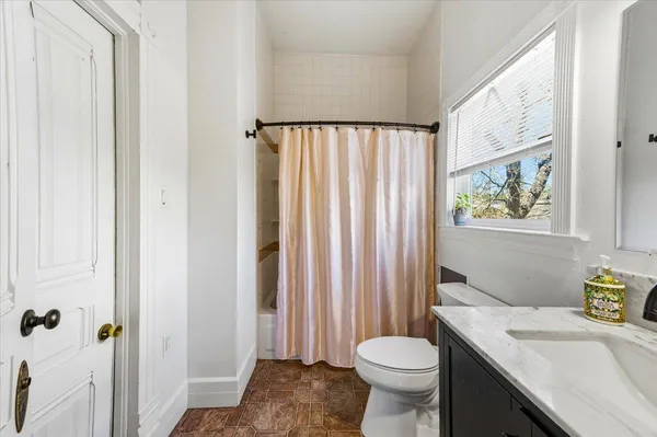 $999,000 | 220 Colfax Avenue, Grass Valley, CA 95945