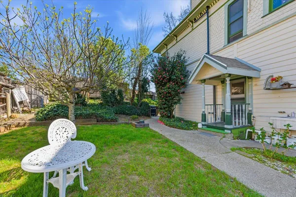 $999,000 | 220 Colfax Avenue, Grass Valley, CA 95945