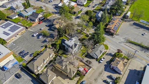 $999,000 | 220 Colfax Avenue, Grass Valley, CA 95945