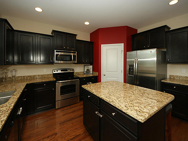 144 Royal Star Road Summerville, SC 29486 - Photo 13 of 41 12