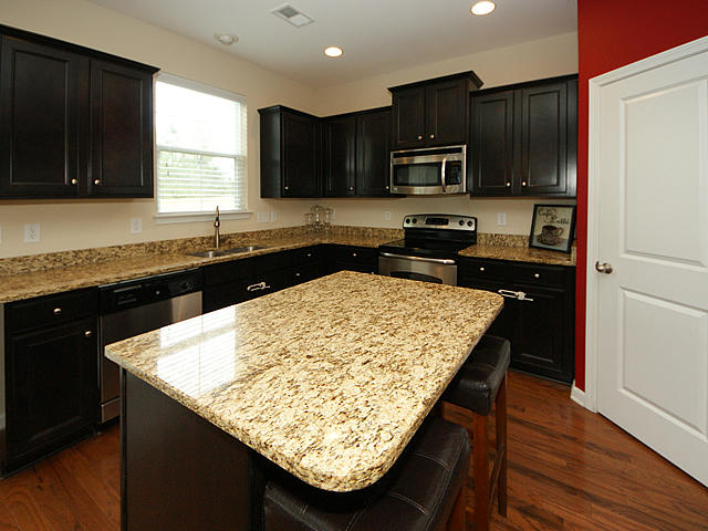 144 Royal Star Road Summerville, SC 29486 - Photo 15 of 41 14