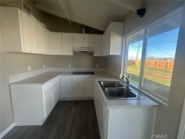 $1,750 | 7607 Columbine Avenue, California City, CA 93505