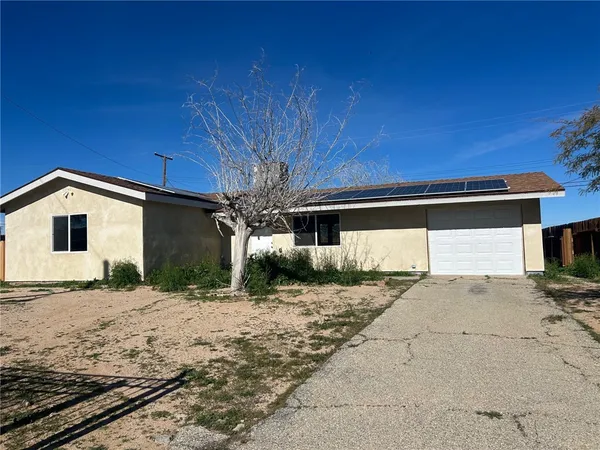$1,699 | 7607 Columbine Avenue, California City, CA 93505