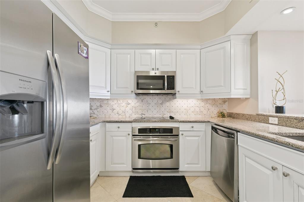 7593 Gathering Drive, Unit 401 Reunion, FL 34747 - Photo 20 of 33