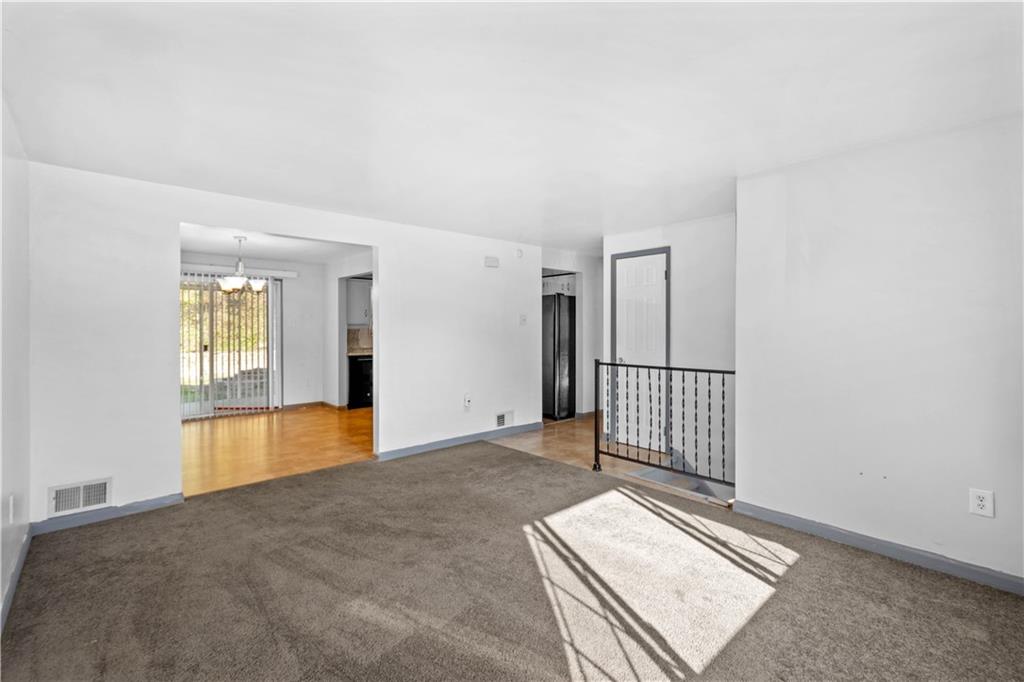 1481 Cathell Road Pittsburgh, PA 15236 - Photo 3 of 16 Gallery Image 3