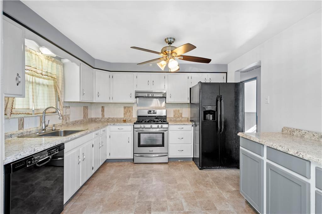 1481 Cathell Road Pittsburgh, PA 15236 - Photo 5 of 16 Gallery Image 5