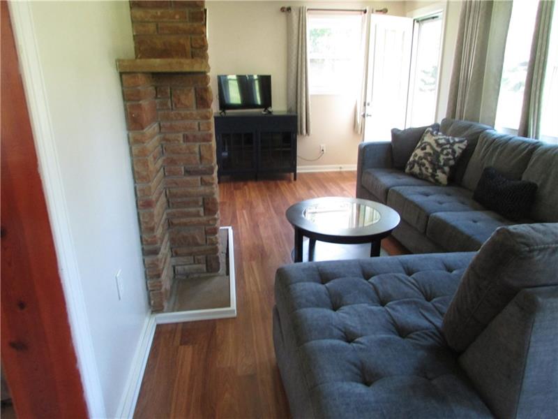 9058 Roberts Hollow Road Elizabeth, PA 15037 - Photo 4 of 20 Gallery Image 4
