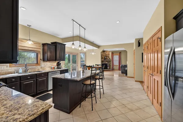 $599,999 | 1375 110th Street, Pleasant Prairie, WI 53158