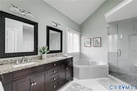 $569,000 | 5305 Meadow Chase Lane, Midlothian, VA 23112