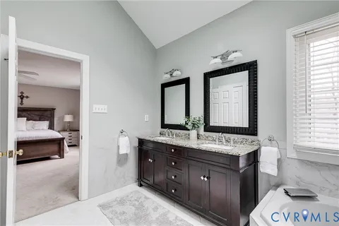 $569,000 | 5305 Meadow Chase Lane, Midlothian, VA 23112