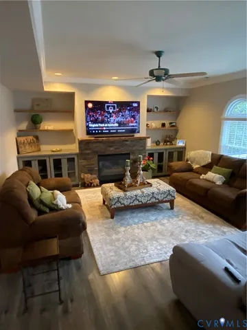 $569,000 | 5305 Meadow Chase Lane, Midlothian, VA 23112