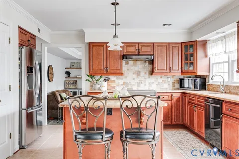 $569,000 | 5305 Meadow Chase Lane, Midlothian, VA 23112