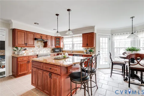$569,000 | 5305 Meadow Chase Lane, Midlothian, VA 23112