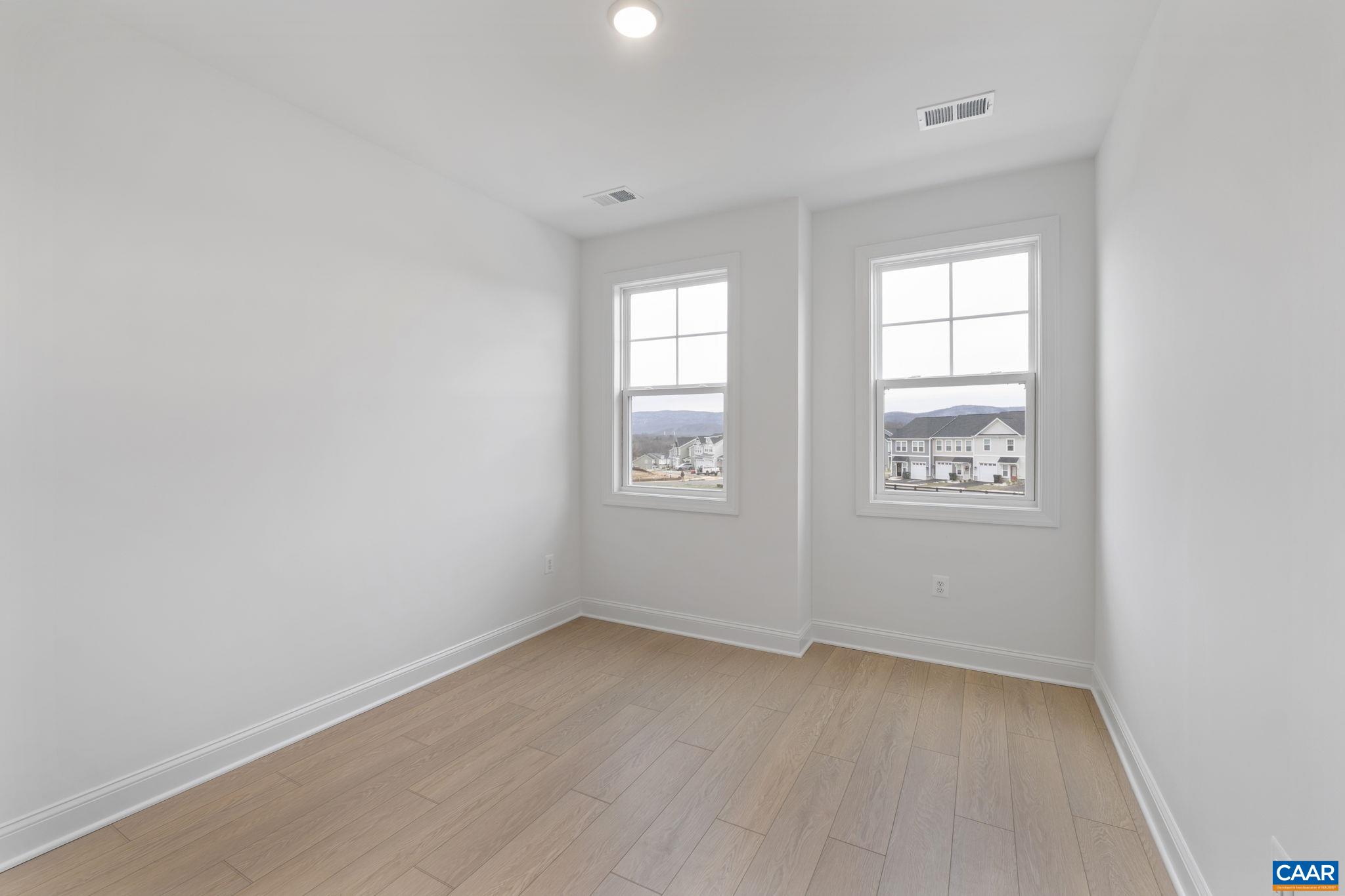 135 Springdale Road Waynesboro, VA 22980 - Photo 25 of 45