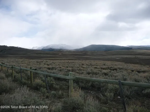 $970,000 | 1828 Highway 352, Cora, WY 82925
