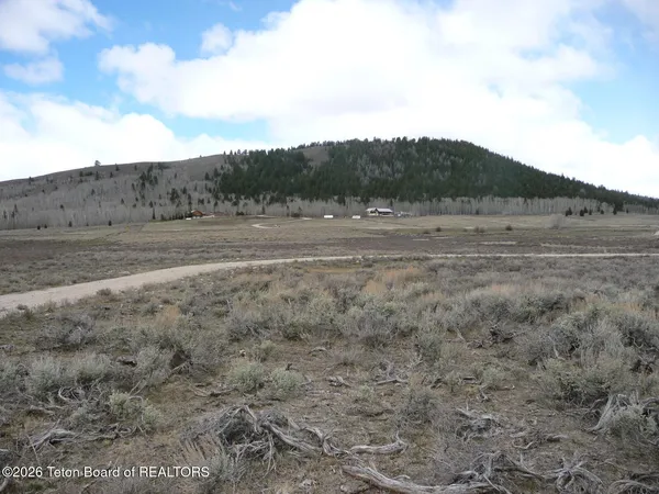 $970,000 | 1828 Highway 352, Cora, WY 82925