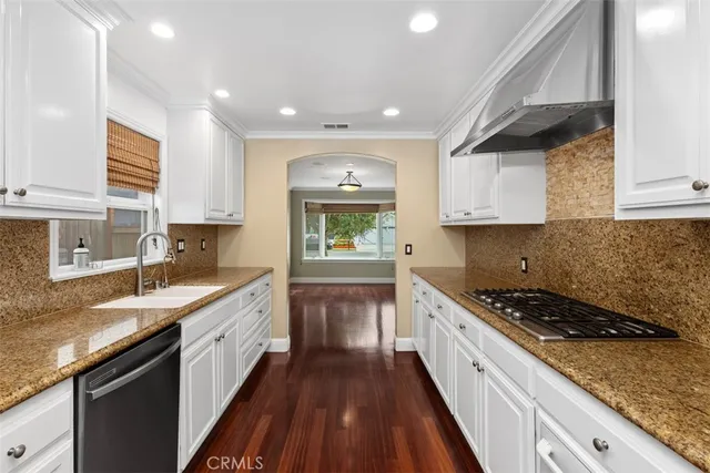 $8,750 | 2581 Fairway Drive, Costa Mesa, CA 92627