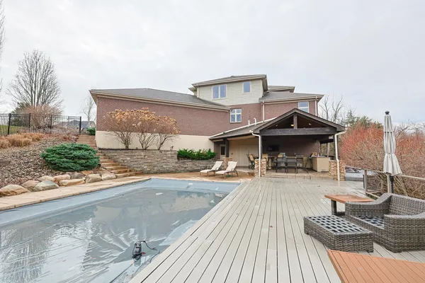 $877,000 | 1824 Boardwalk Drive, Lawrenceburg, IN 47025