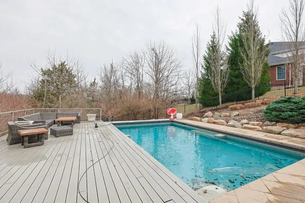 $877,000 | 1824 Boardwalk Drive, Lawrenceburg, IN 47025