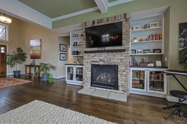 $877,000 | 1824 Boardwalk Drive, Lawrenceburg, IN 47025