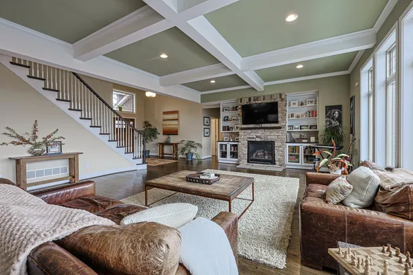 $877,000 | 1824 Boardwalk Drive, Lawrenceburg, IN 47025