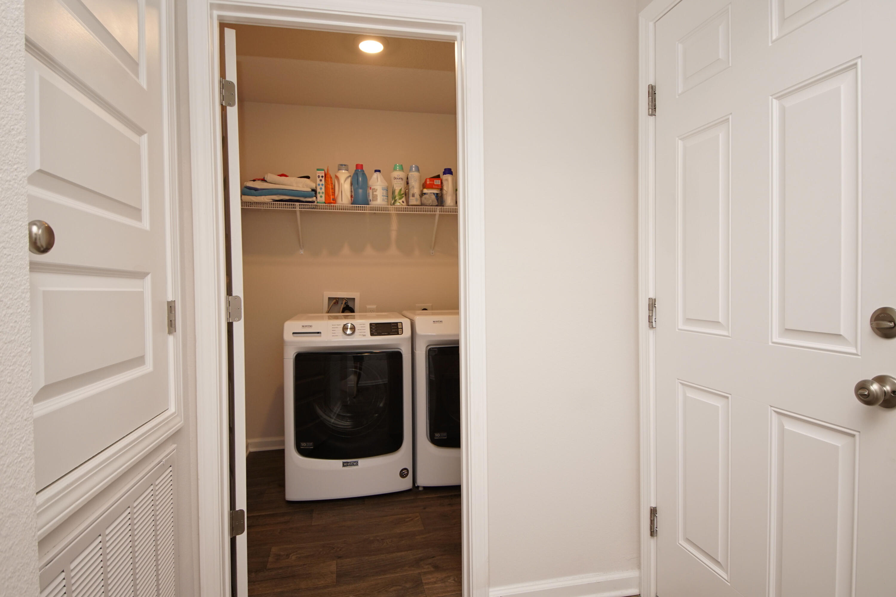 334 This Way Freeport, FL 32439 - Photo 37 of 55 a close view of a utility room with washer and dryer