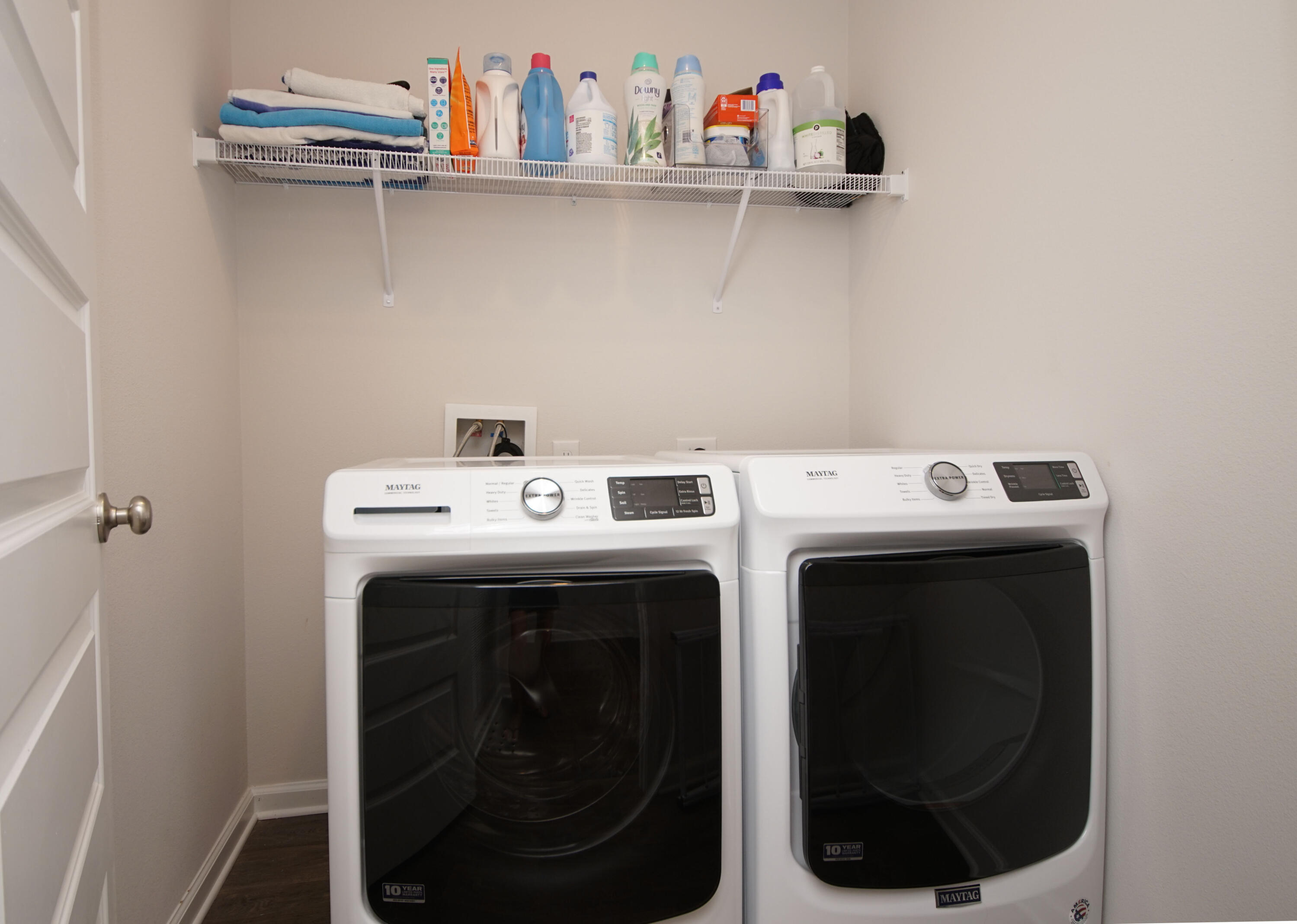 334 This Way Freeport, FL 32439 - Photo 38 of 55 a utility room with dryer and washer