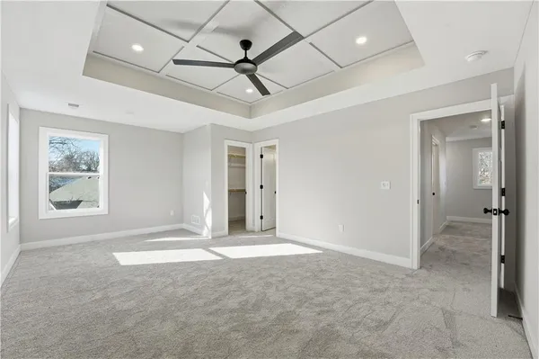 $499,900 | 407 6 Street, Smithville, MO 64089