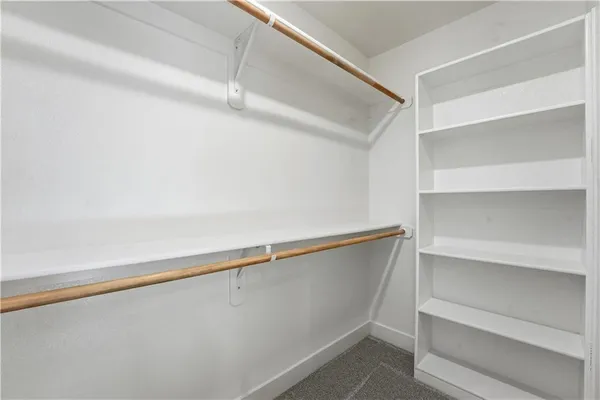 $499,900 | 407 6 Street, Smithville, MO 64089