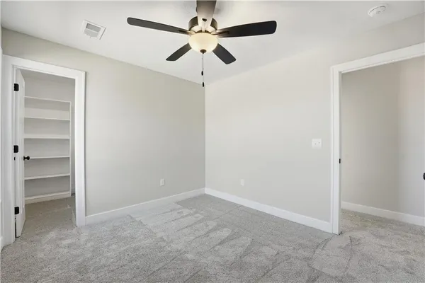 $499,900 | 407 6 Street, Smithville, MO 64089