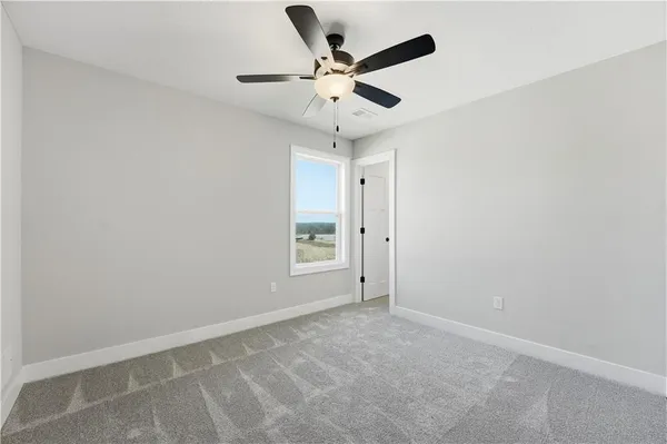 $499,900 | 407 6 Street, Smithville, MO 64089