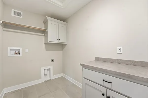 $499,900 | 407 6 Street, Smithville, MO 64089