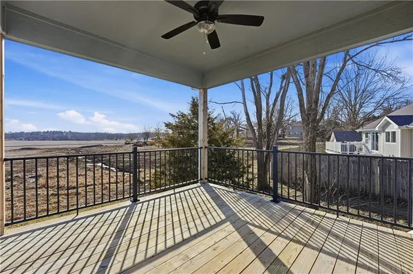 $499,900 | 407 6 Street, Smithville, MO 64089