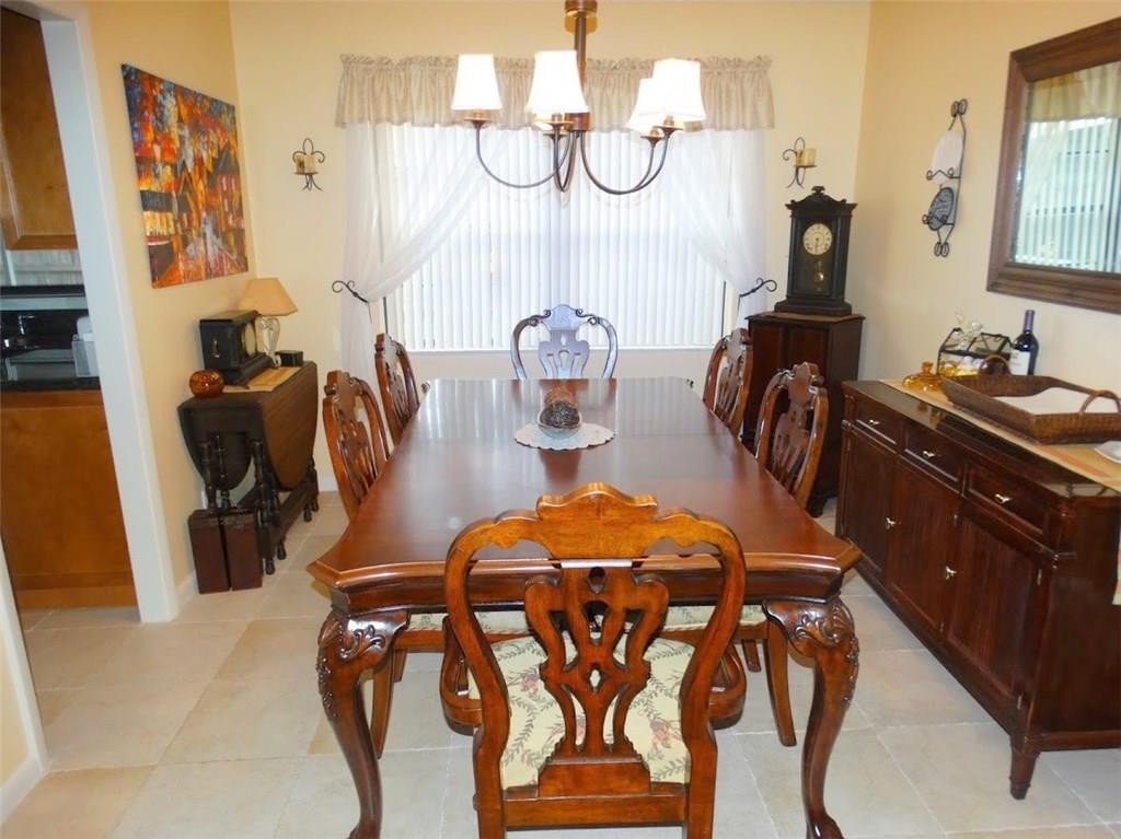 9732 Saddlebrook Drive Boca Raton, FL 33496 - Photo 5 of 16 Photo 5
