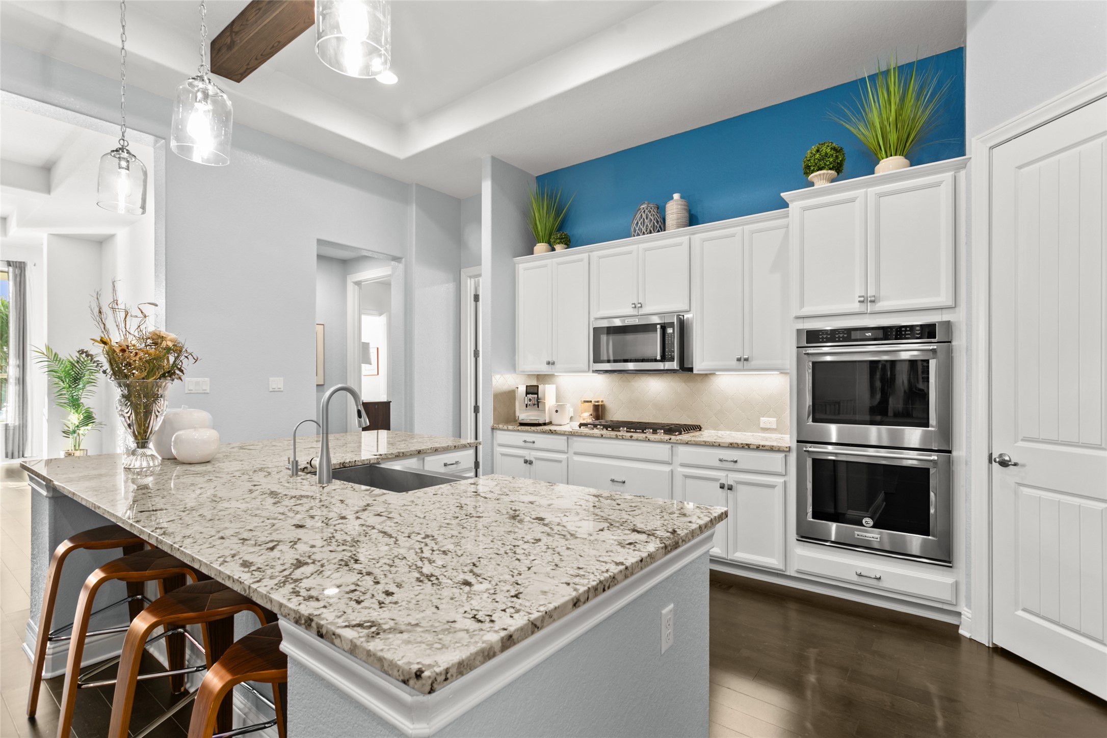 128 Short Bush Pass Austin, TX 78737 - Photo 11 of 40