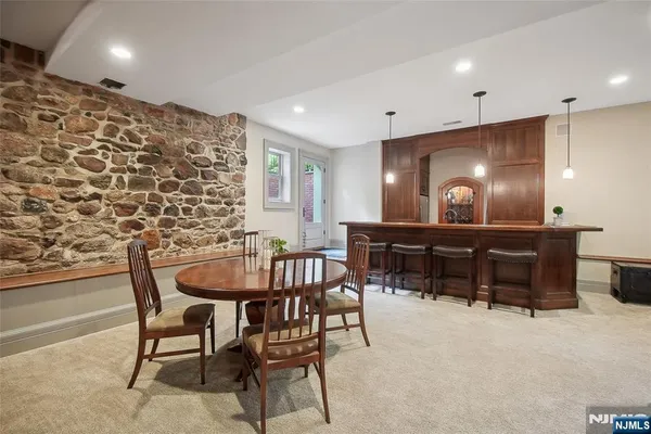 $4,995,000 | 40 Highland Avenue, Short Hills, NJ 07078