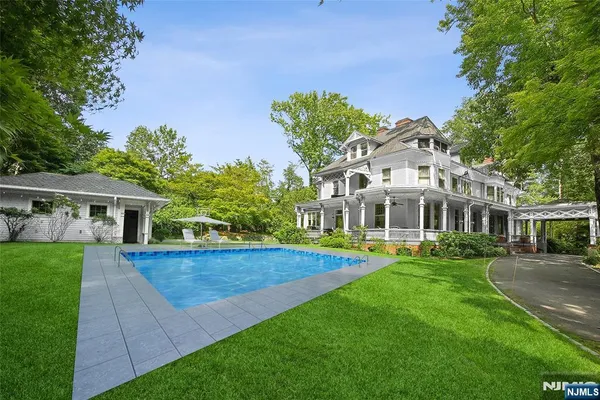 $4,995,000 | 40 Highland Avenue, Short Hills, NJ 07078