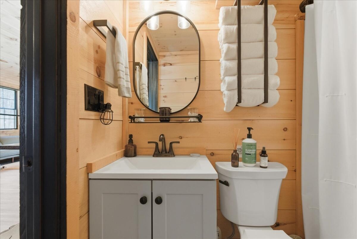 471 Bisbee Town Road Waterford, ME 04088 - Photo 59 of 79 59-interior_bathroom-2
