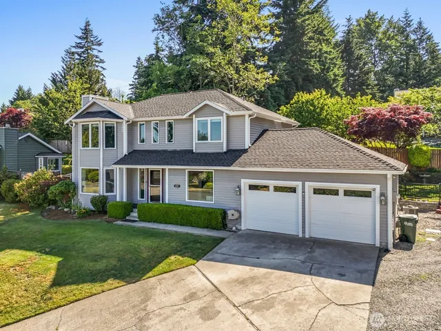 $679,950 | 16508 39th St Court East, Lake Tapps, WA 98391